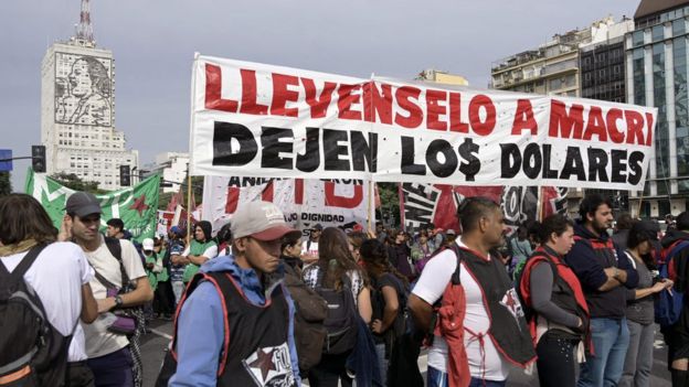 Protesto em 1º de Maio contra o governo Macri