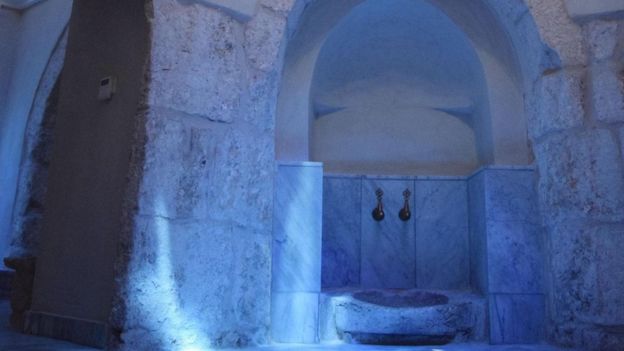 زيارة إلى حمام الاستجمام العتيق في القدس