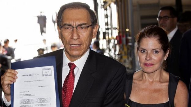 Martín Vizcarra y Mercedes Aráoz