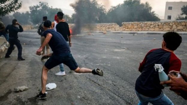 اشتباكات بين فلسطينيين والجيش الإسرائيلي