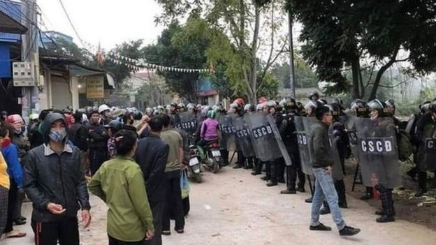Cảnh sát Cơ động được điều tới Đồng Tâm với số lượng lớn trong và sau hôm 9/1