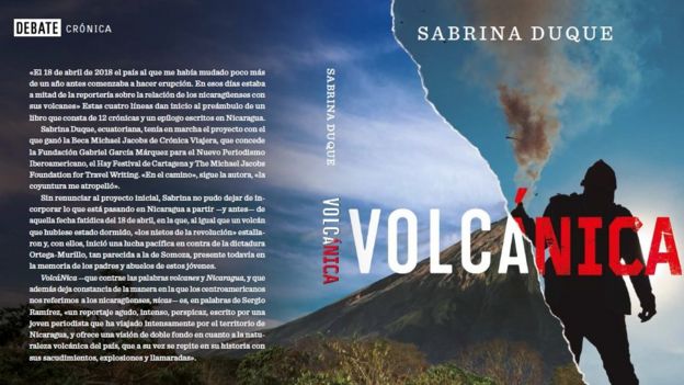 Portada de "VolcáNica: crónicas de un país en erupción", de Sabrina Duque.