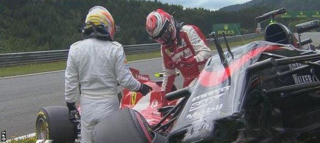 Fernando Alonso and Kimi Raikkonen crash on lap one