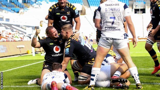 Wasps flanker Jack Willis scores for Wasps during their high-scoring victory over Bristol Bears on Sunday