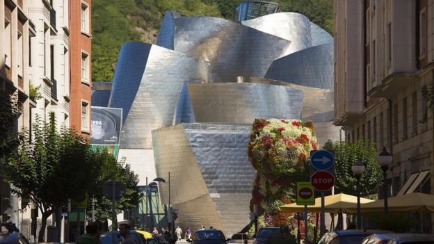 Una imagen de Bilbao, con el Guggenheim de fondo