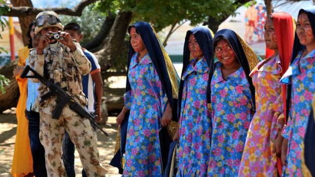 soldado colombiano en La Guajira