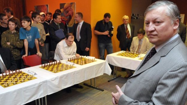 Anatoli Karpov.