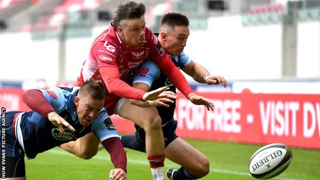Scarlets wing Steff Evans scores his second try against Cardiff Blues