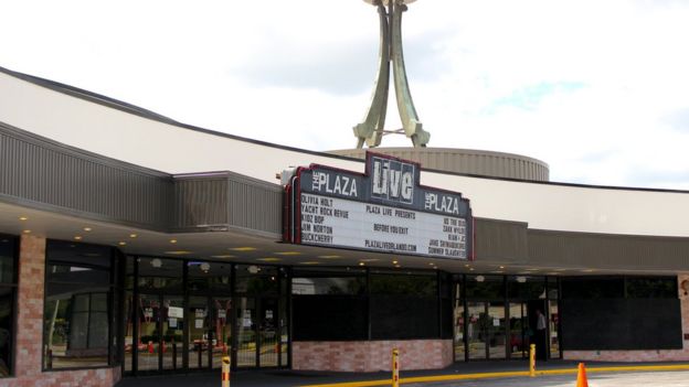 Plaza Live