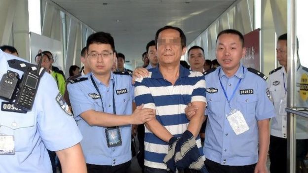 2014年中国对100名涉嫌腐败逃亡海外的被通缉人员发出了国际刑警组织的