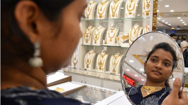 விலையேறும் தங்கம்.