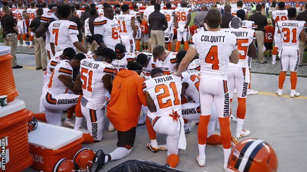 Cleveland Browns players protest