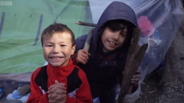 Niños en el campamento.