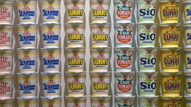 ほとんどの刑務所の売店では、普通のインスタントラーメンが一番安く、3パックで1ドル(約114円)程度だ。米国の刑務所内でさかんに取り引きされる品物といえば、