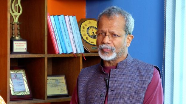 ঢাকা বিশ্ববিদ্যালয়ের আন্তর্জাতিক সম্পর্ক বিভাগের অধ্যাপক ইমতিয়াজ আহমেদ