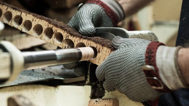 Natural corks being made
