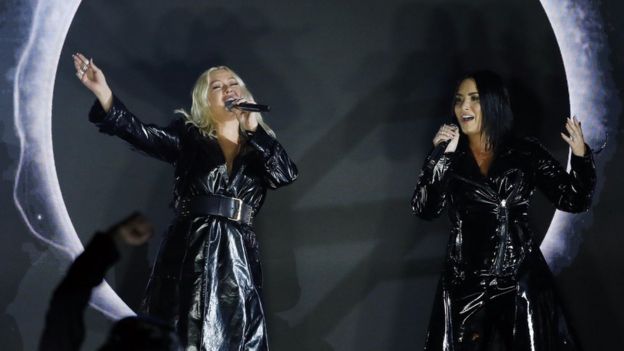 Christina Aguilera and Demi Lovato at the Billboard Music Awards
