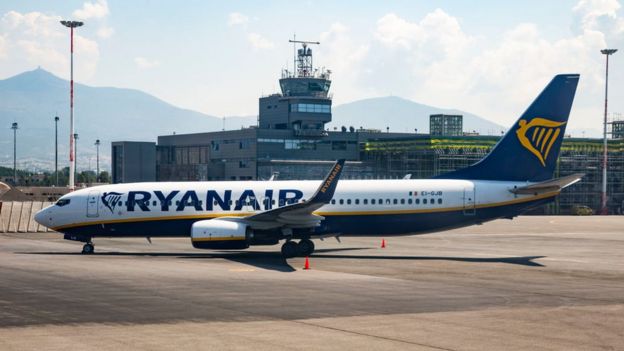 Pesawat Boeing737 Max 8 dioperasikan sejumlah maskapai di berbagai negara, salah satunya oleh Ryan Air, perusahaan penyedia penerbangan murah berbasis di Irlandia.