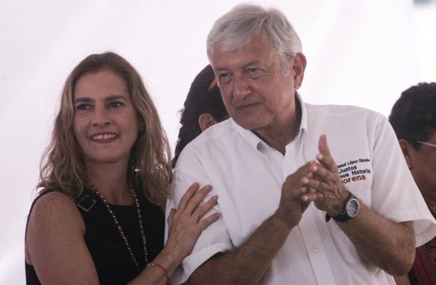 Beatriz Gutiérrez Müller y AMLO.