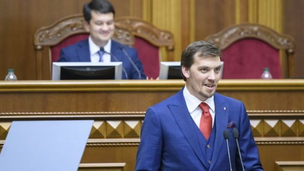 Алексей Гончарук Украинанын тарыхындагы эң жаш премьер-министр болуп калды