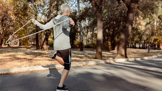 يتوقع أحد العلماء أن يمتد العمر بجيل الألفية إلى 135 عاما!