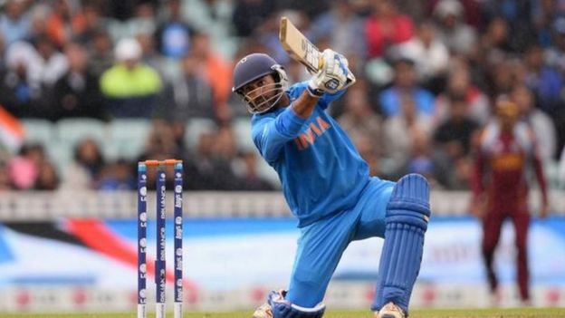 தினேஷ் கார்த்திக்