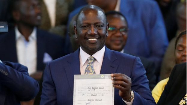 ケニア大統領選、ルト副大統領が勝利 対立候補は不正を主張 BBCニュース