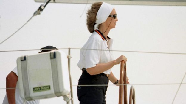 La reina Sofía, durante una regata.