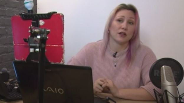 விபச்சாரத்தையும், பாலியல் தொழிலையும் இணையம் மாற்றியது எப்படி?