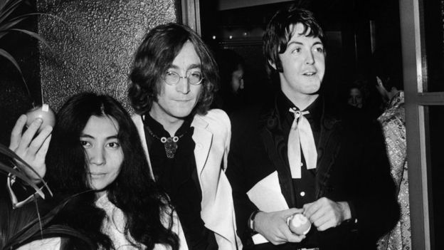 Yoko Ono, JOhn Lennon y Paul McCartney