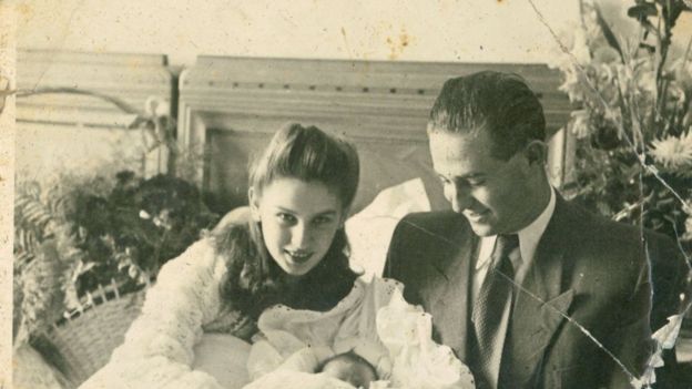 Edith e seu marido com seu primeiro filho