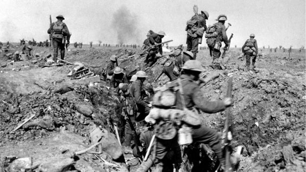 Centenary of Battle of the Somme marked in Scotland - BBC News