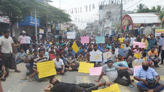 இரண்டாவது நாளாகவும தொடரும் சாய்ந்தமருது பிரதேச முஸ்லிம்களின் போராட்டம்