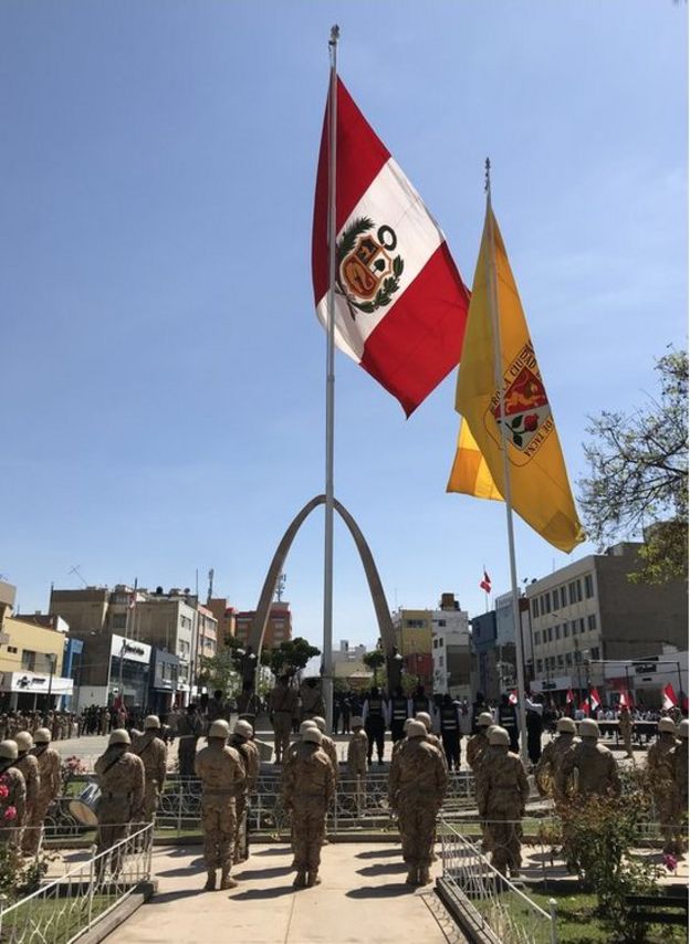 Homenaje a la bandera Perú en Tacna.