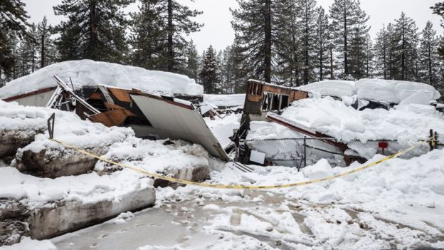 South Lake Tahoe: The Mountain Town Buried By California Winter Chaos ...