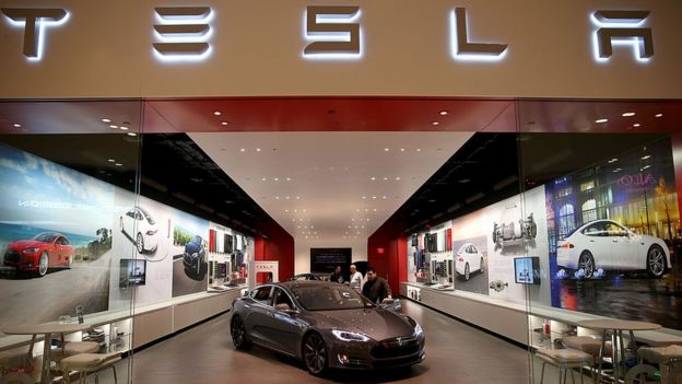 Автосалон компании Tesla