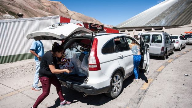 Argentino de compras en Chile