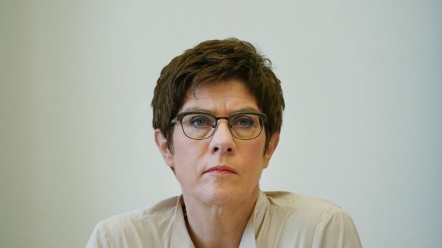 Ministra de Defensa alemana Annegret Kramp-Karrenbauer