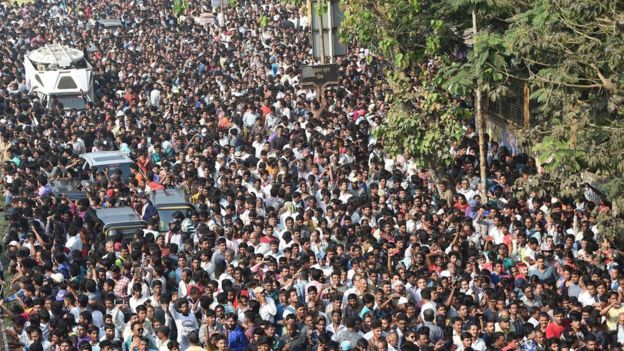 ஸ்ரீதேவியின் இறுதி ஊர்வலம்