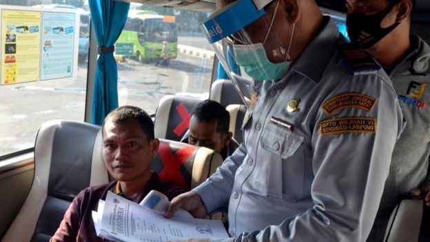 bus, angkutan umum, virus corona