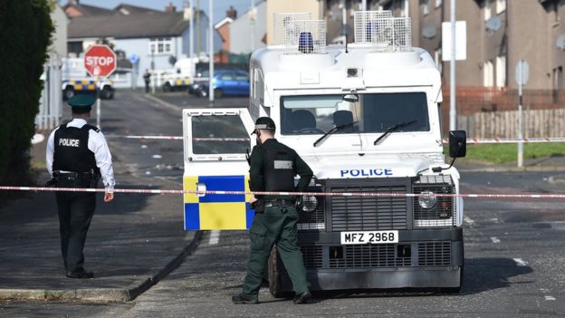 Policía en Derry