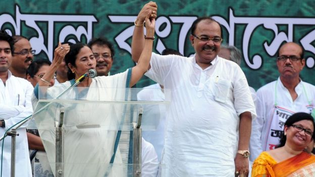মুখ্যমন্ত্রী মমতা ব্যানার্জীর অত্যন্ত ঘনিষ্ঠ বলে পরিচিত ছিলেন কলকাতার মেয়র