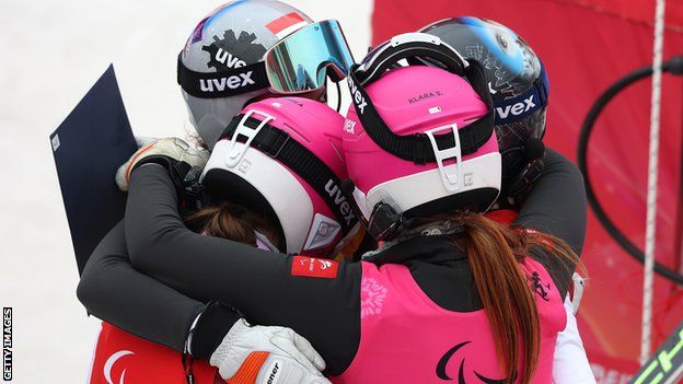 Winter Paralympics Veronika and Elisabeth Aigner win skiing gold