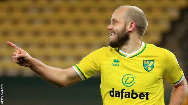 Teemu Pukki in action for Norwich