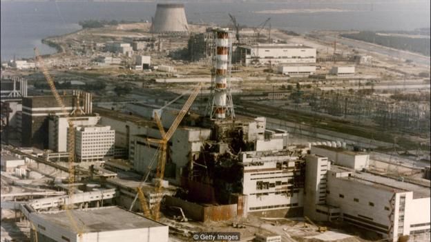 Vụ nổ làm lộ lõi trong lò phản ứng số 4 tại Chernobyl đã xảy ra trong một thử nghiệm an toàn và lan truyền vật liệu phản ứng cao.