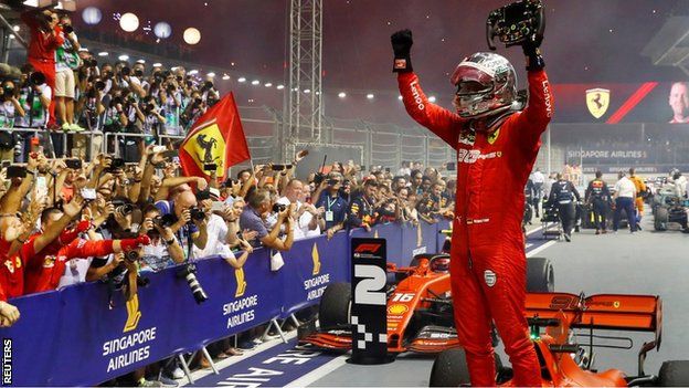 Sebastian Vettel wins the Singapore Grand Prix