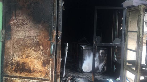 எரிக்கப்பட்ட தையூபின் கடை