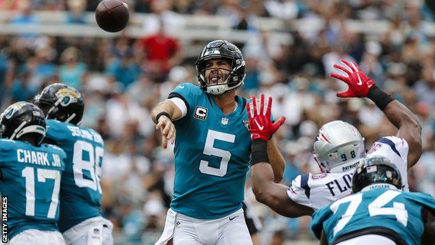 Jacksonville Jaguars quarterback Blake Bortles throws a pass during the game between the New England Patriots and the Jacksonville Jaguars on September 16, 2018
