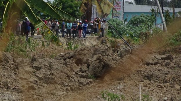 Jalan yang putus di Jono Oge