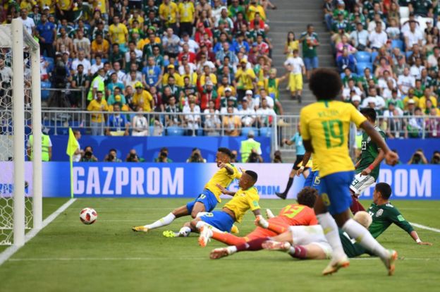 La imagen que describe perfectamente del gol de Neymar.